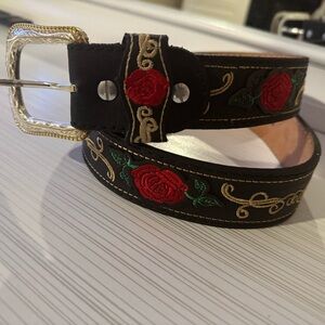 Embroidered Floral Black Belt